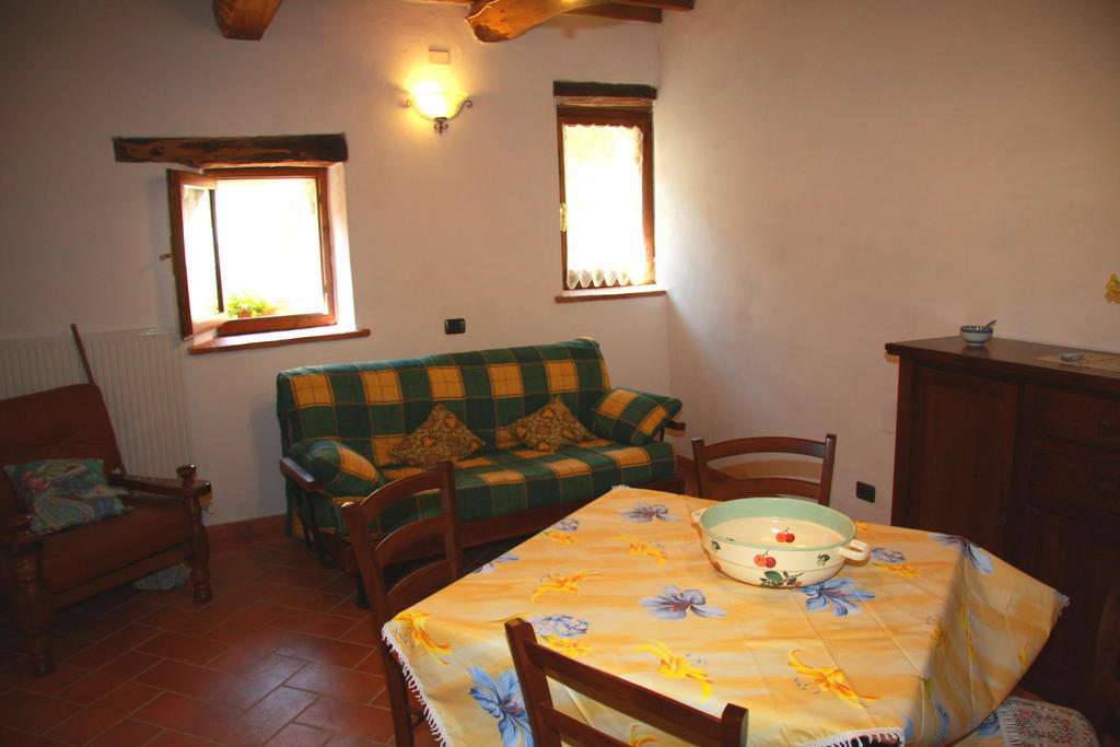 Borgo Fango Apartment Montieri Room photo